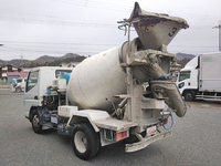 三菱ふそうキャンターミキサー車（コンクリートミキサー）小型（2t・3t）[写真04]