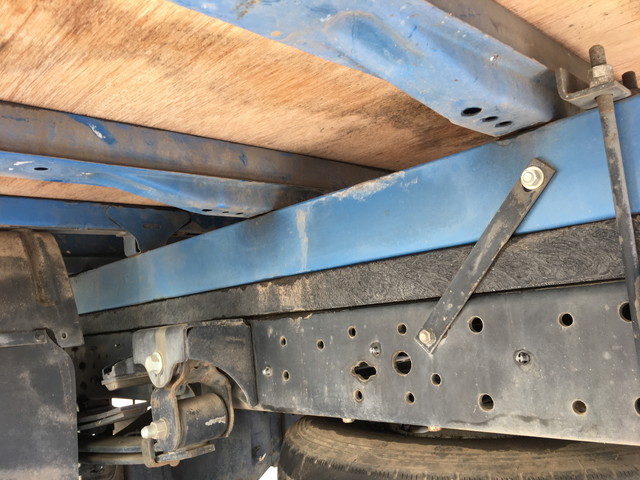 トヨタダイナクレーン4段小型（2t・3t）[写真16]