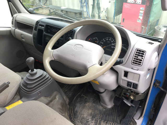 トヨタダイナクレーン4段小型（2t・3t）[写真30]