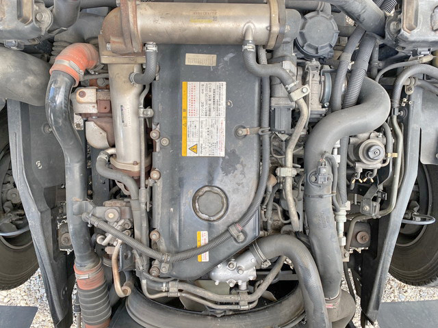 いすゞフォワード冷凍車（冷蔵車）中型（4t）[写真24]