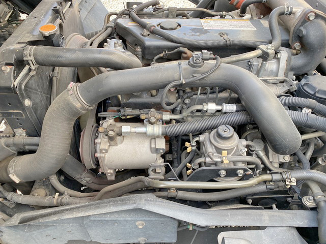 いすゞフォワード冷凍車（冷蔵車）中型（4t）[写真26]