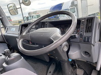 いすゞフォワード冷凍車（冷蔵車）中型（4t）[写真31]