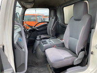 いすゞフォワード冷凍車（冷蔵車）中型（4t）[写真32]