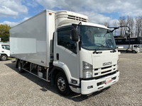 いすゞフォワード冷凍車（冷蔵車）中型（4t）[写真03]