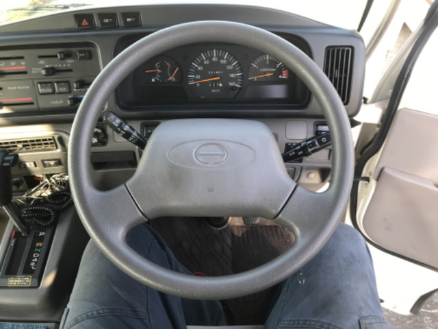 日野リエッセⅡマイクロバス[写真16]