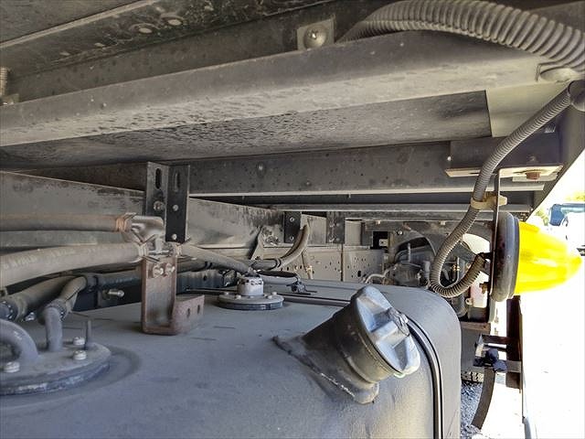 日野デュトロアルミバン小型（2t・3t）[写真10]