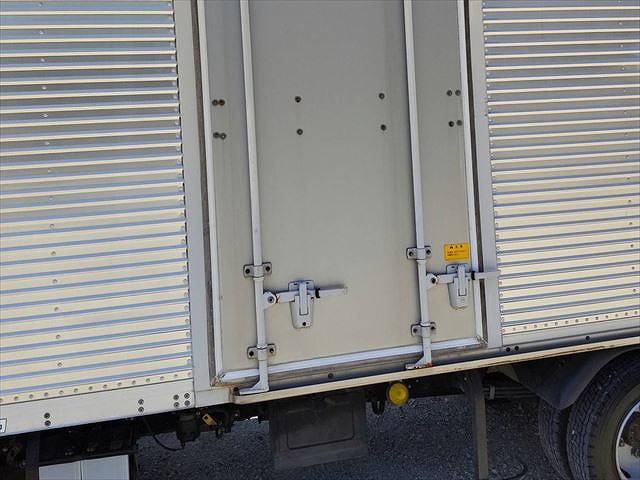 日野デュトロアルミバン小型（2t・3t）[写真21]