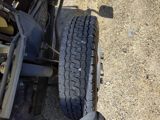 日野デュトロアルミバン小型（2t・3t）[写真40]