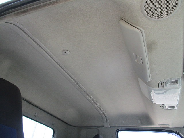 三菱ふそうファイターアルミブロック中型（4t）[写真20]