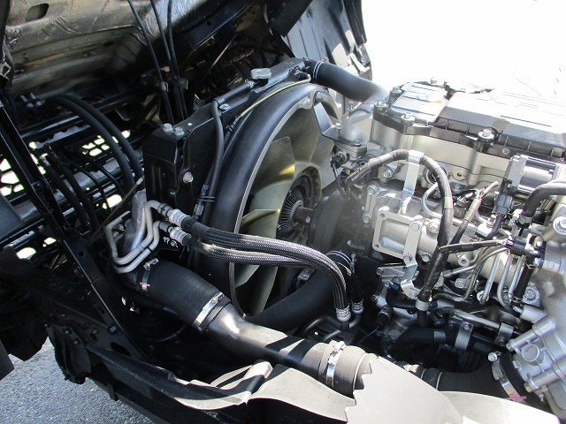 三菱ふそうファイターアルミブロック中型（4t）[写真27]