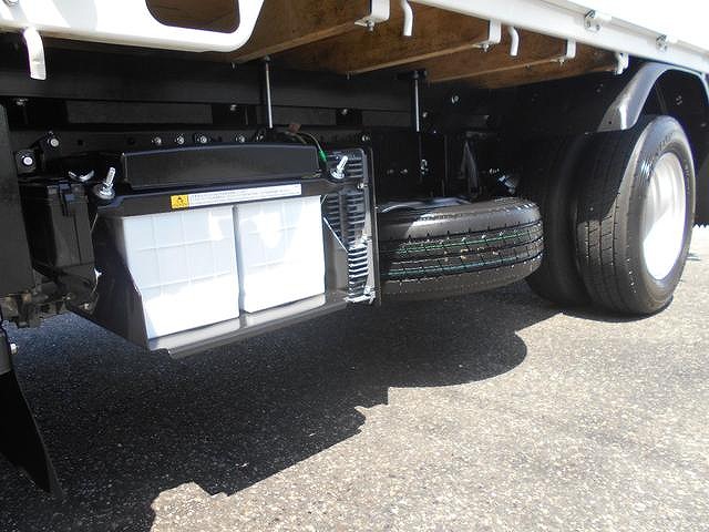 三菱ふそうキャンター平ボディ小型（2t・3t）[写真14]