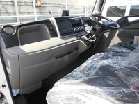 三菱ふそうキャンター平ボディ小型（2t・3t）[写真21]