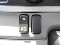 三菱ふそうキャンター平ボディ小型（2t・3t）[写真26]