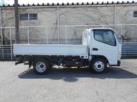 三菱ふそうキャンター平ボディ小型（2t・3t）[写真07]