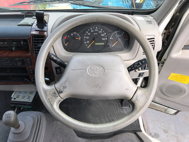 トヨタダイナアルミバン小型（2t・3t）[写真34]