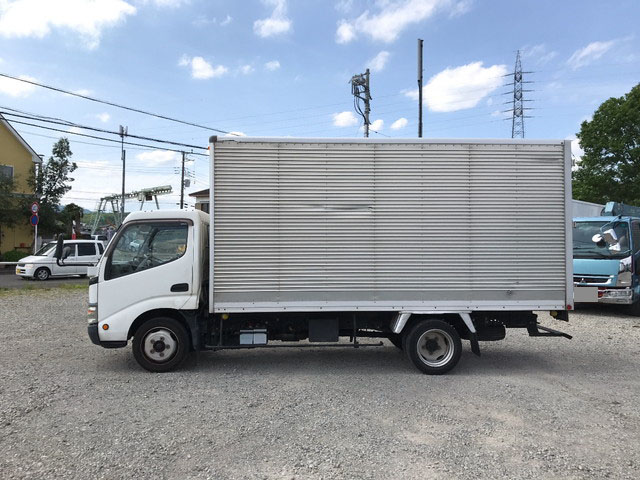 トヨタダイナアルミバン小型（2t・3t）[写真05]