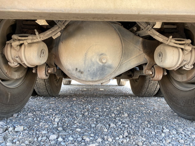 いすゞギガ深ダンプ（土砂禁ダンプ）大型（10t）[写真24]