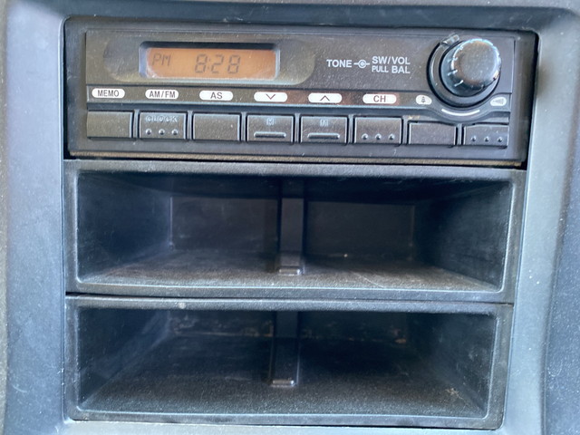 いすゞギガ深ダンプ（土砂禁ダンプ）大型（10t）[写真37]