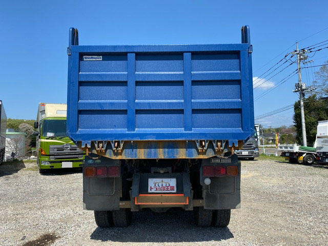 いすゞギガ深ダンプ（土砂禁ダンプ）大型（10t）[写真08]