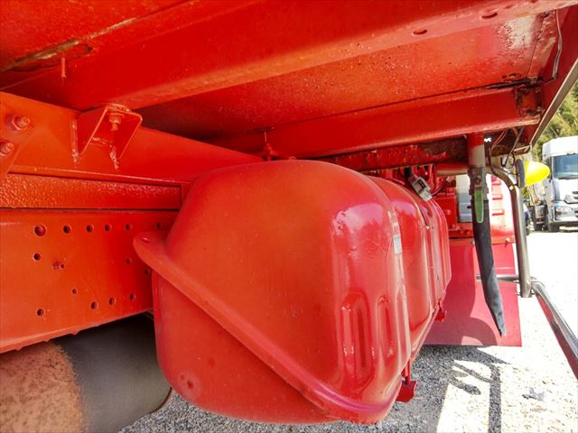 いすゞエルフ冷凍車（冷蔵車）小型（2t・3t）[写真10]