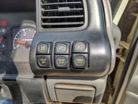 いすゞエルフ冷凍車（冷蔵車）小型（2t・3t）[写真25]