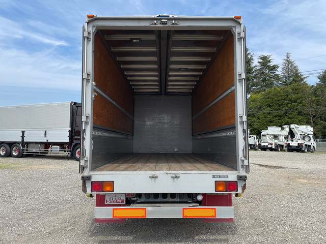 いすゞフォワードアルミウイング中型（4t）[写真12]