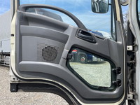 いすゞフォワードアルミウイング中型（4t）[写真27]