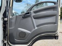 いすゞフォワードアルミウイング中型（4t）[写真28]