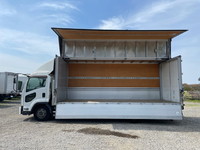 いすゞフォワードアルミウイング中型（4t）[写真06]