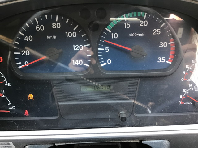 UDトラックスコンドルアルミバン中型（4t）[写真15]