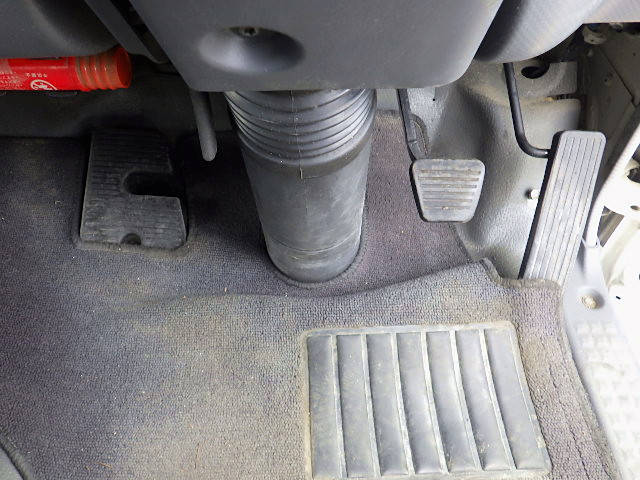 いすゞエルフ平ボディ小型（2t・3t）[写真25]