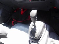 いすゞエルフ冷凍車（冷蔵車）小型（2t・3t）[写真28]