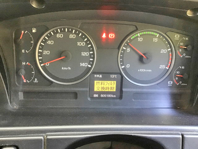 三菱ふそうスーパーグレートダンプ大型（10t）[写真35]