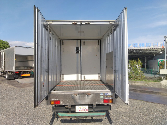 トヨタダイナ冷凍車（冷蔵車）小型（2t・3t）[写真11]