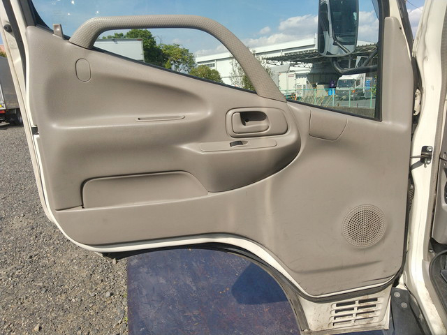 トヨタダイナ冷凍車（冷蔵車）小型（2t・3t）[写真29]