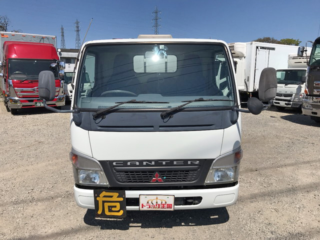 三菱ふそうキャンタータンク車（タンクローリー）小型（2t・3t）[写真07]