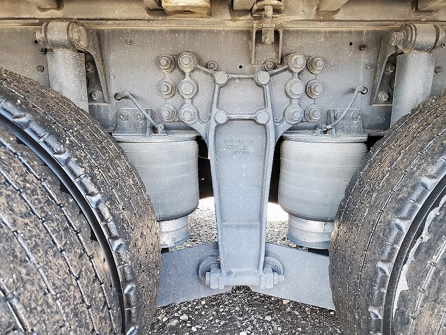 いすゞギガアルミブロック大型（10t）[写真19]