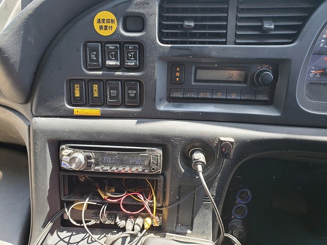 いすゞギガアルミブロック大型（10t）[写真28]