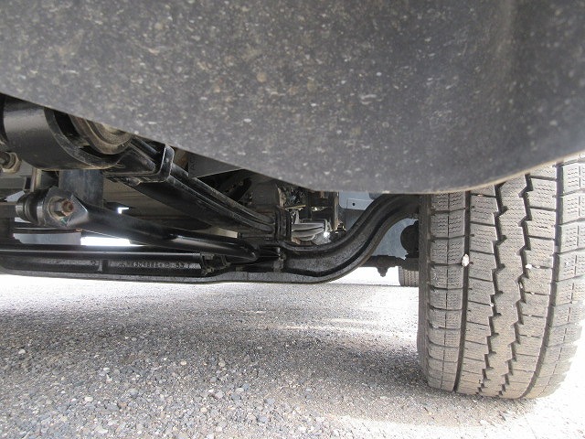 三菱ふそうキャンター平ボディ小型（2t・3t）[写真16]