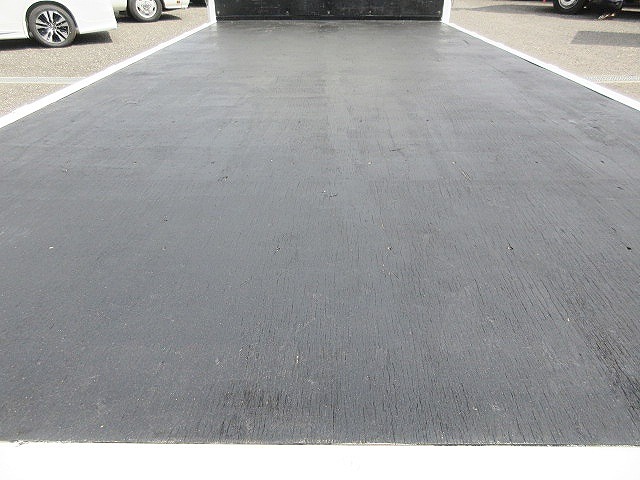 三菱ふそうキャンター平ボディ小型（2t・3t）[写真07]