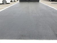 三菱ふそうキャンター平ボディ小型（2t・3t）[写真07]