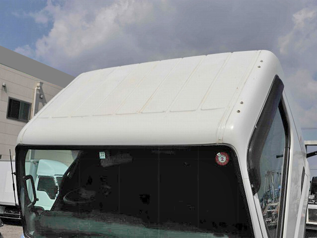 三菱ふそうキャンター平ボディ小型（2t・3t）[写真13]