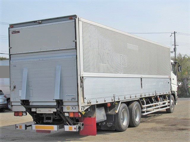 三菱ふそうスーパーグレートアルミウイング大型（10t）[写真02]