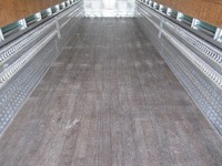 三菱ふそうスーパーグレートアルミウイング大型（10t）[写真27]