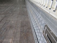 三菱ふそうスーパーグレートアルミウイング大型（10t）[写真31]