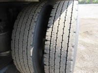 三菱ふそうスーパーグレートアルミウイング大型（10t）[写真40]