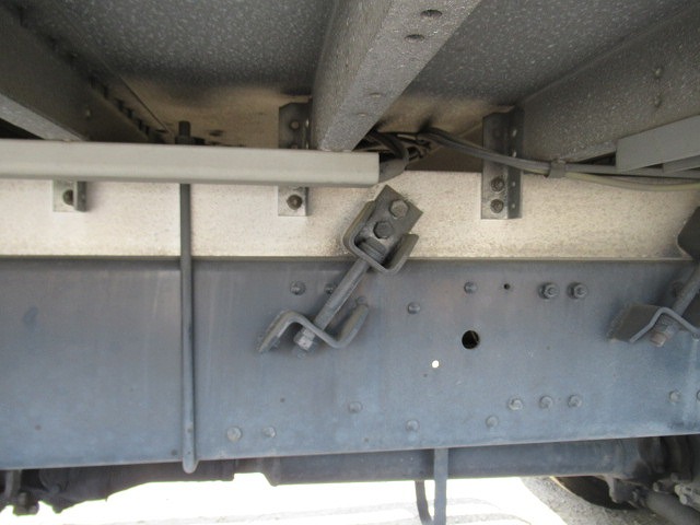 三菱ふそうスーパーグレートアルミウイング大型（10t）[写真07]