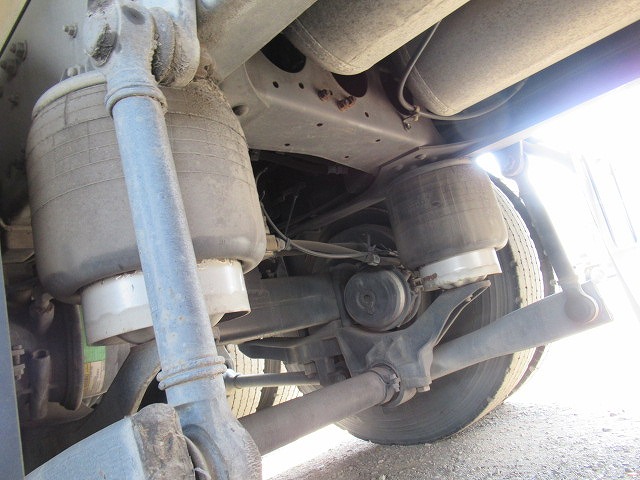 三菱ふそうスーパーグレートアルミウイング大型（10t）[写真08]