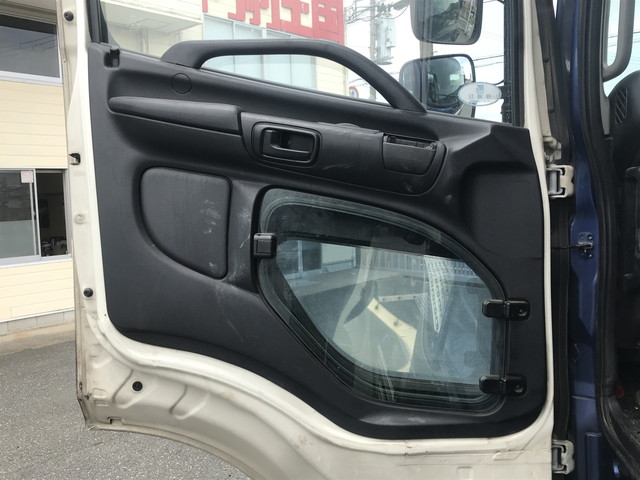 日野プロフィアトレーラーヘッド（トラクターヘッド）大型（10t）[写真26]