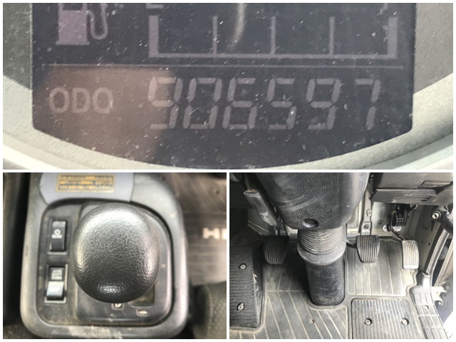 日野プロフィアトレーラーヘッド（トラクターヘッド）大型（10t）[写真38]